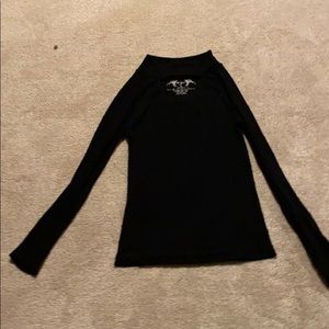 A black long sleeve shirt